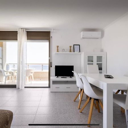 Beach Apartment In 卡拉费尔 外观 照片