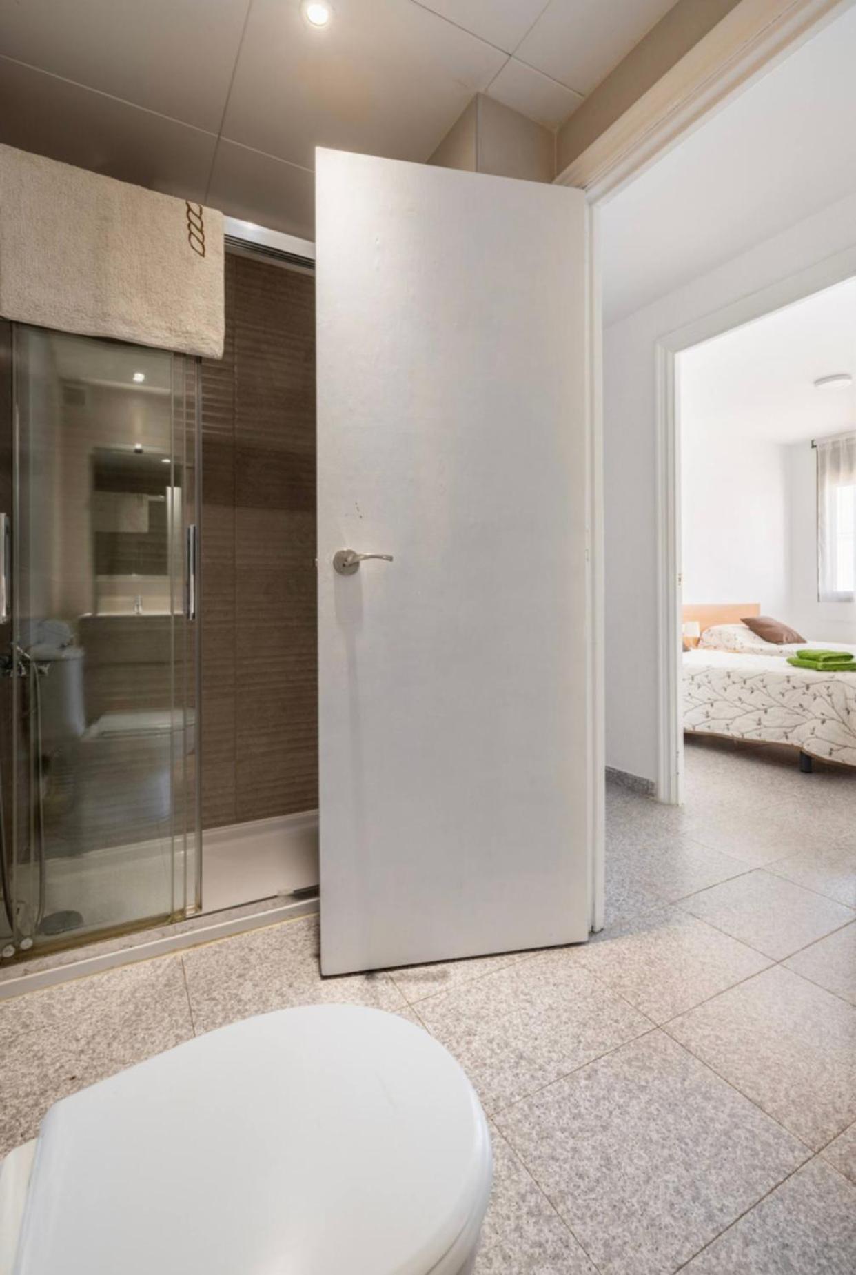 Beach Apartment In 卡拉费尔 外观 照片